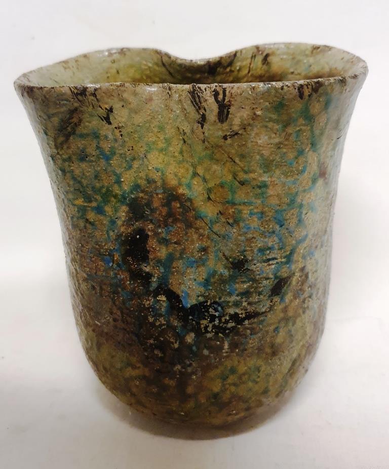 Keramik vase med speciel – Antik og Gamle Møbler